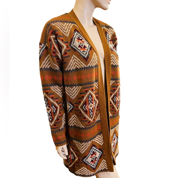 NWT SAVANNA JANE Long Cardigan Sweater Size Small Oversize Aztec Print - Picture 9 of 11